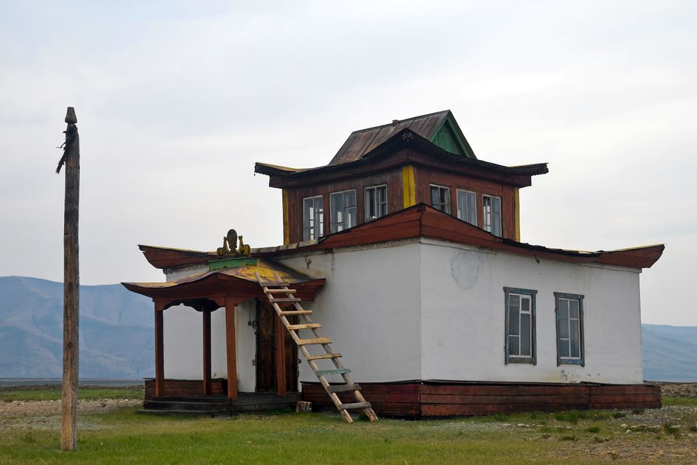 Буддийский храм Тувдан Чойхорлинг