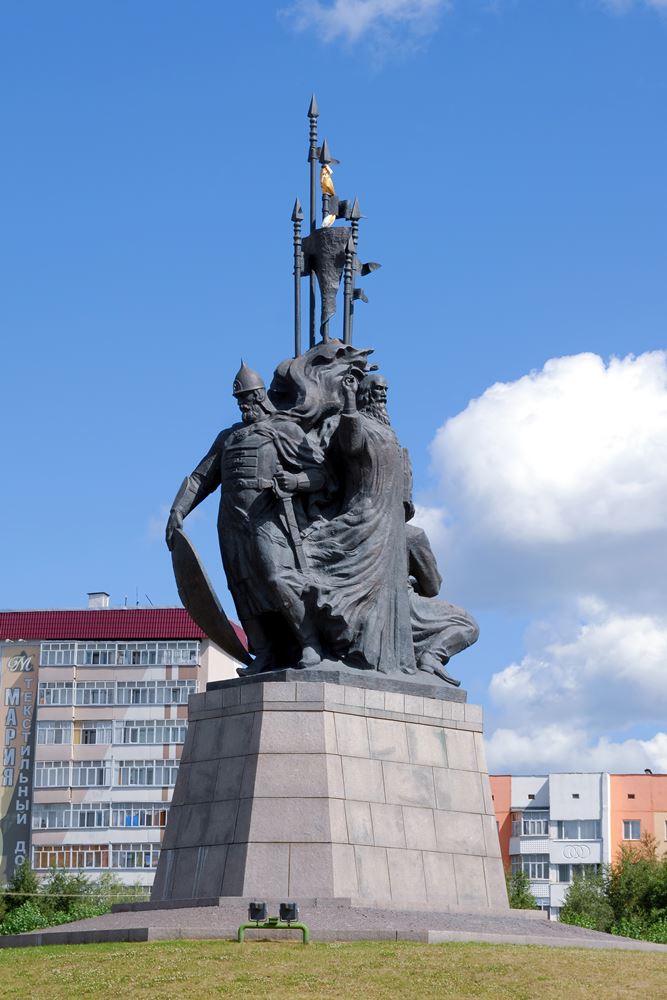 Памятник основателям города Сургута