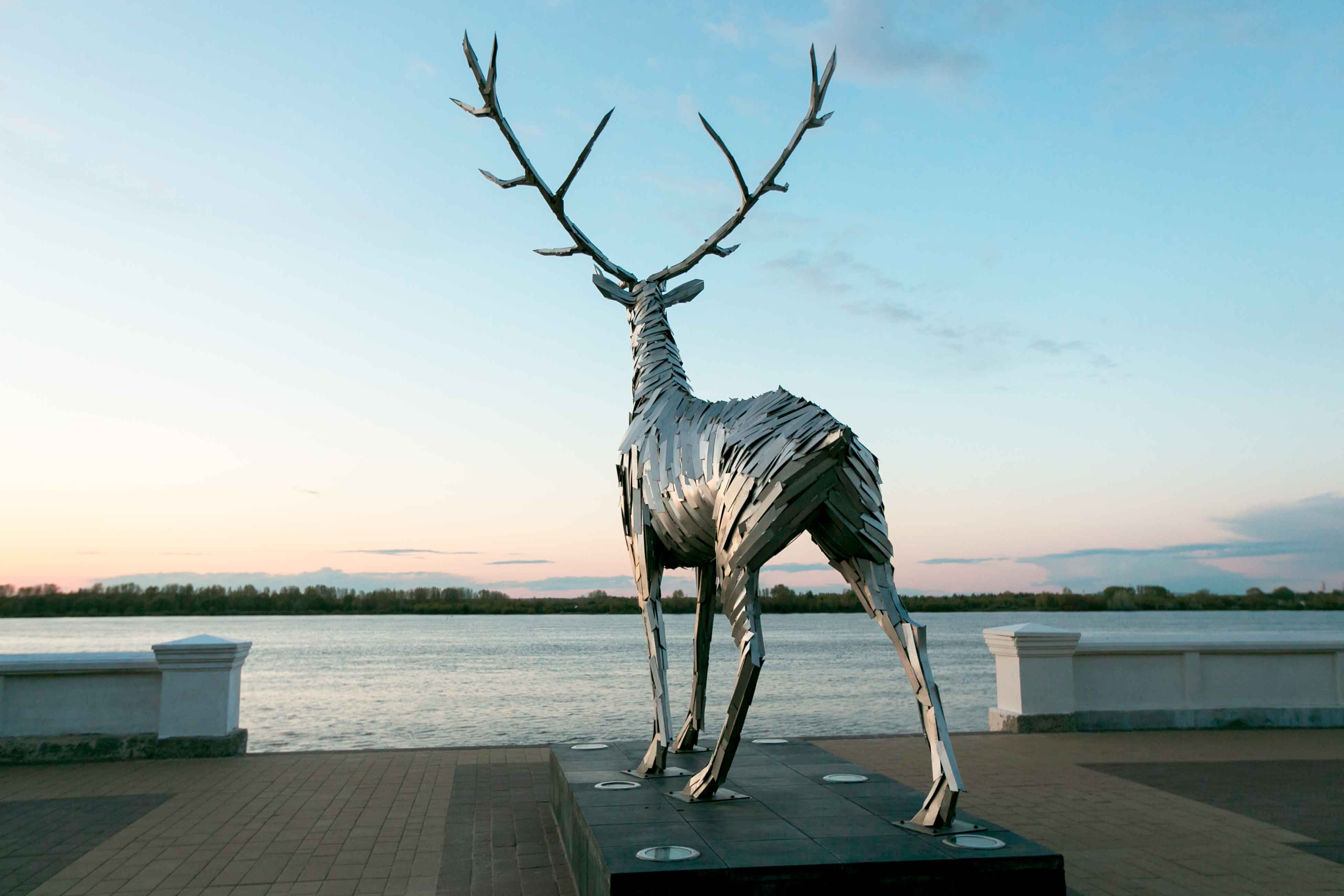 Скульптура «Олень»