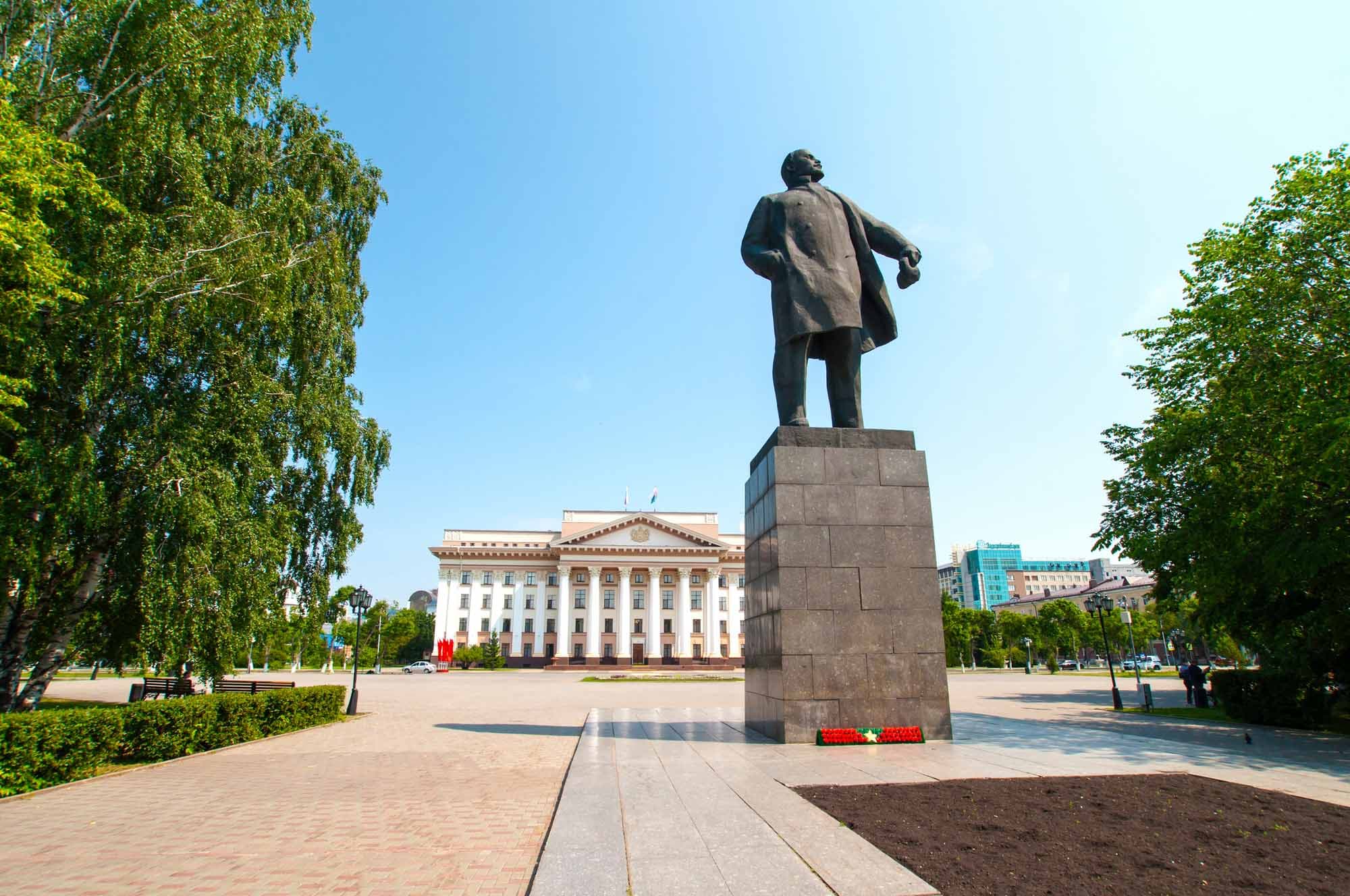 Правительство Тюменской области (Здание обкома)