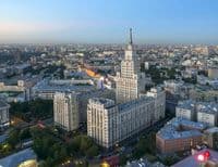 Высотка у Красных ворот