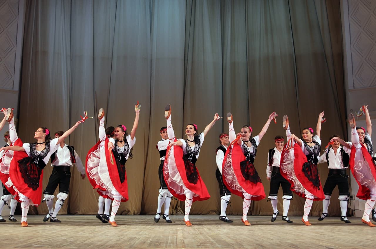 Балет Игоря Моисеева