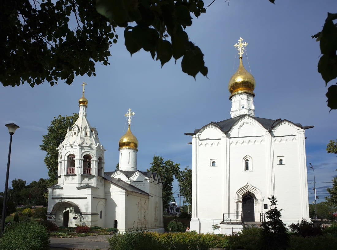 Пятницкая и Введенская церкви