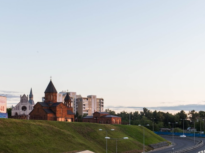 Площадь трех церквей