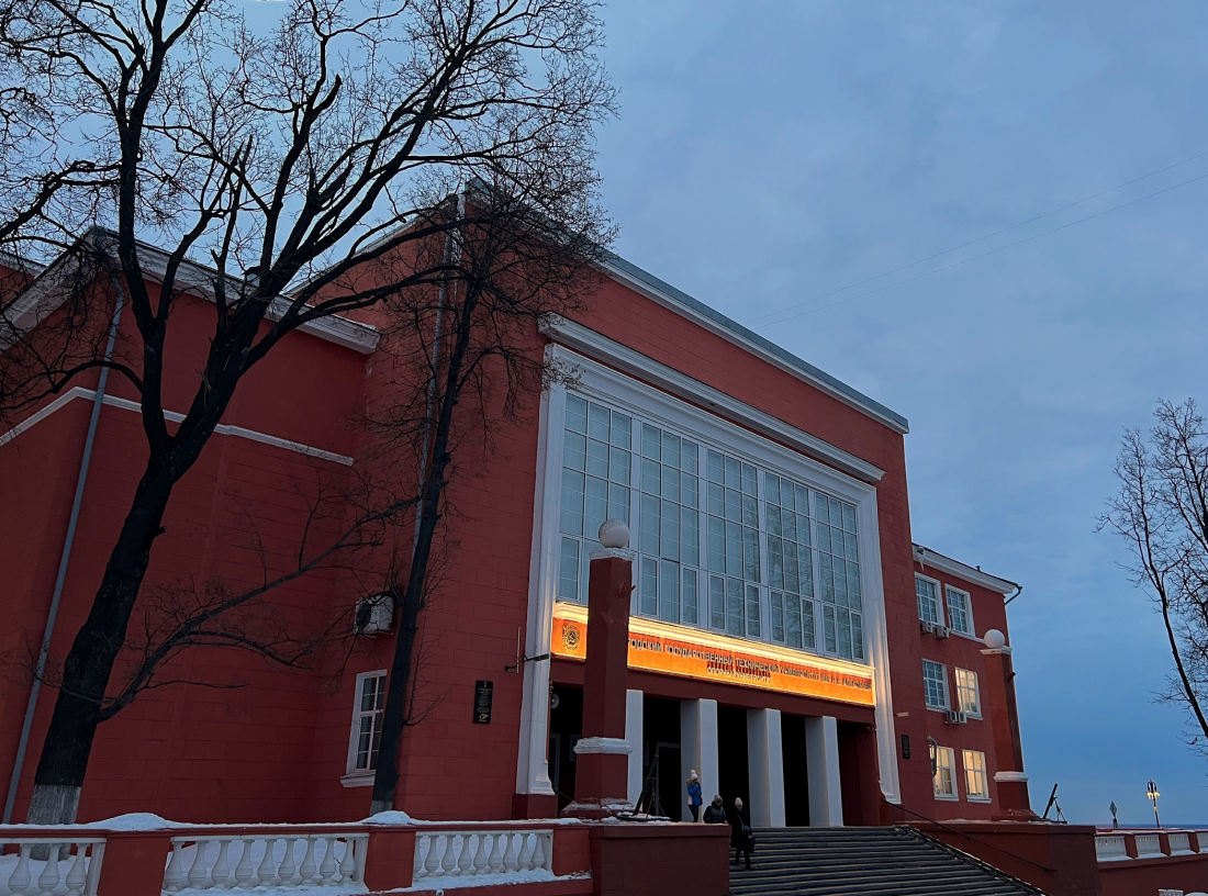 Здание первого корпуса политехнического университета