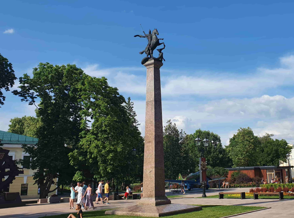Мемориал «Горьковчане — фронту»