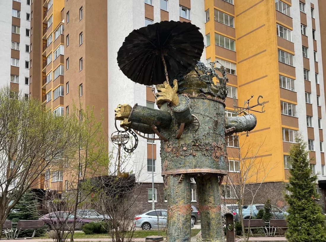 Памятник Громозеке