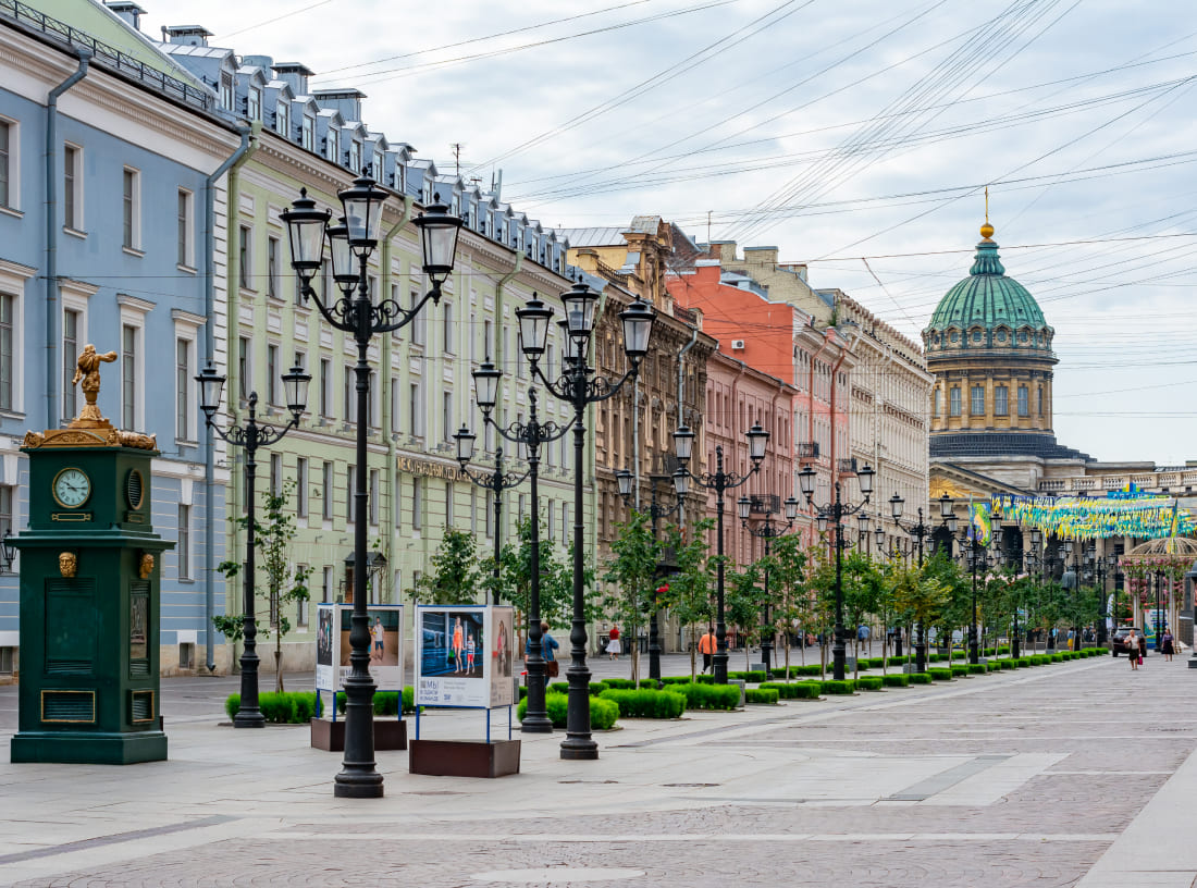 Конюшенная площадь