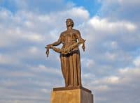 Монумент «Родина-мать»