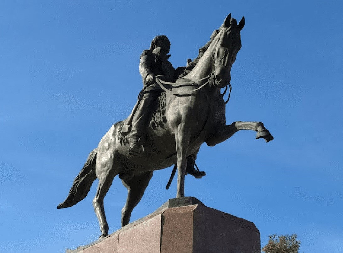 Конный памятник М. И. Платову
