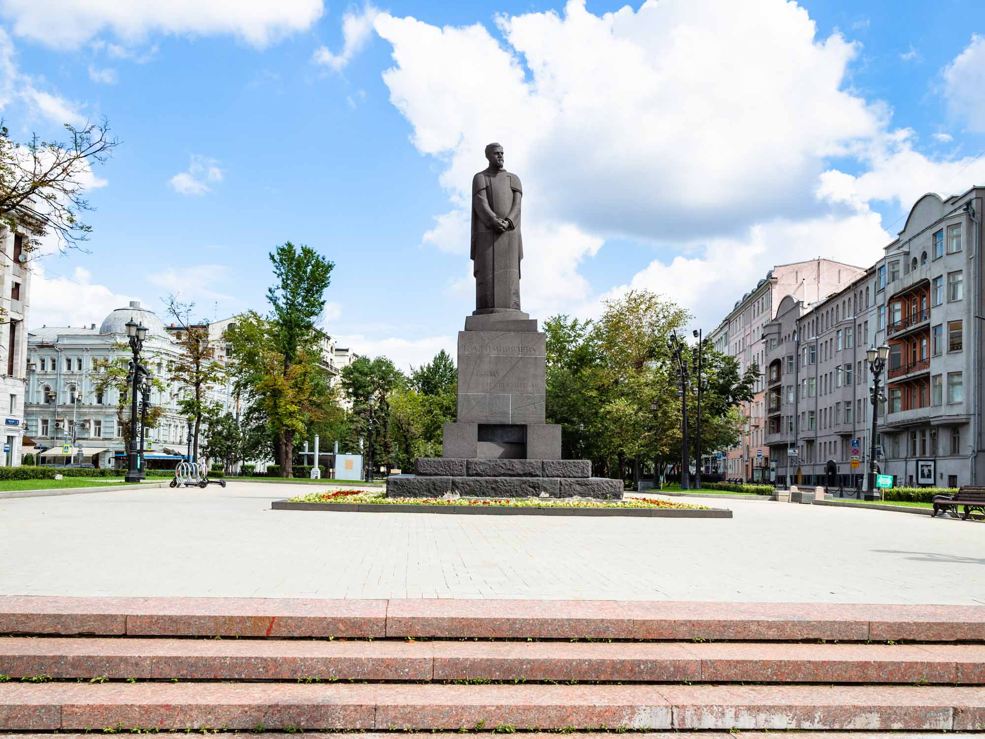 Памятник К.А. Тимирязеву
