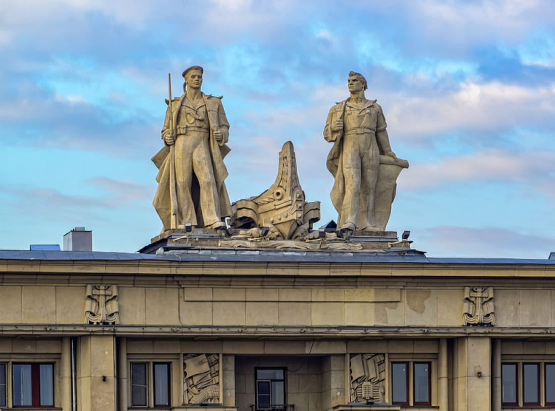 Петровская набережная