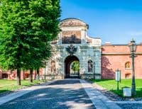 Петровские ворота Петропавловской крепости