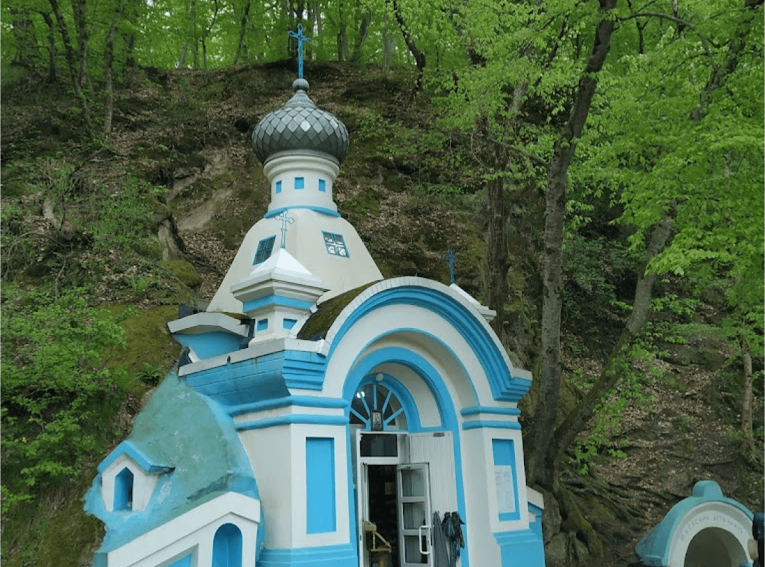 Минеральная поляна