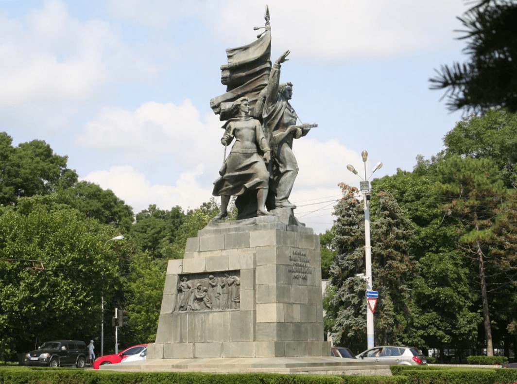 Памятник «Воинам ― защитникам города Новороссийска 1942—1943 годов»