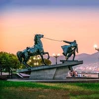 Памятник «Исход»