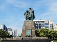 Памятник «Рыбакам сейнера «Уруп»
