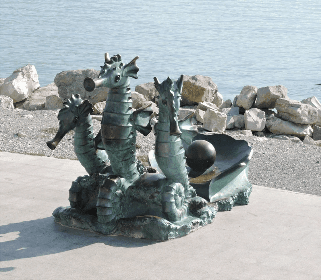 Скульптура «Морские коньки»