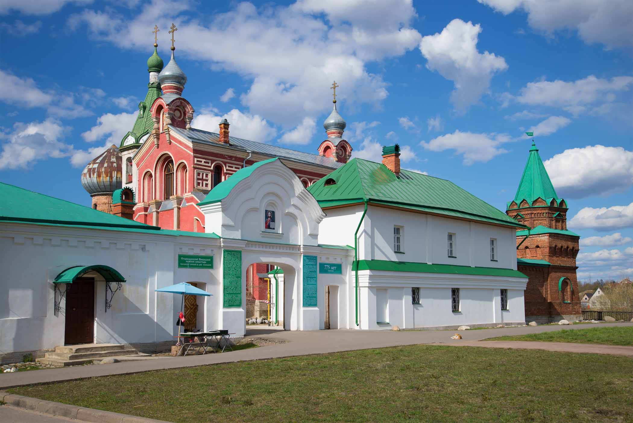 Никольский мужской монастырь