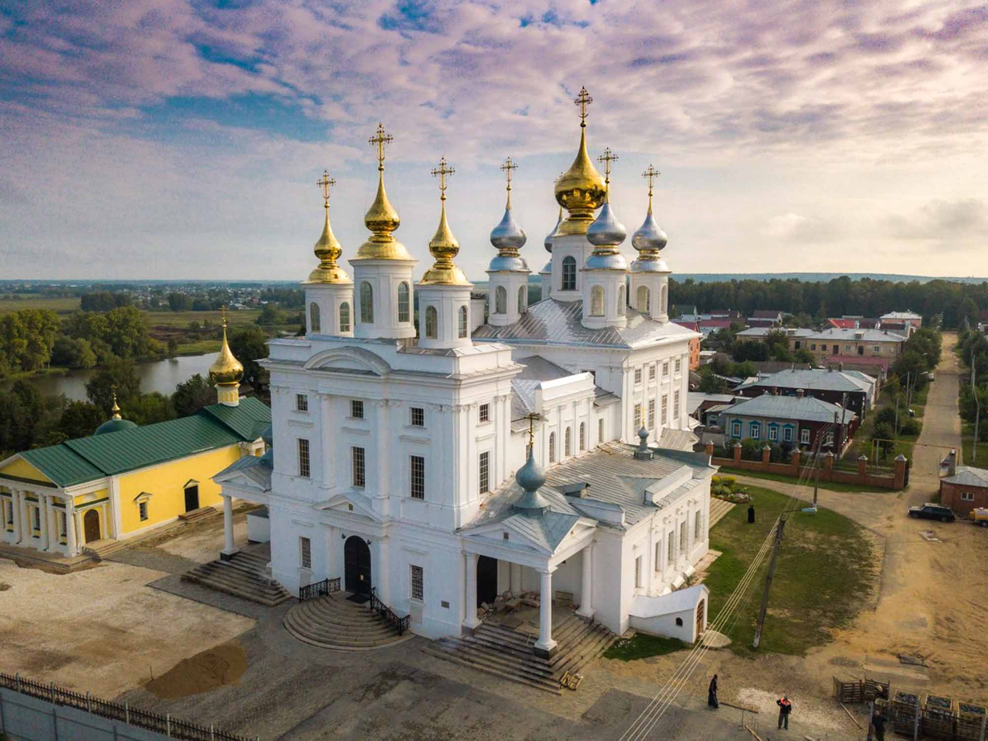 Воскресенский собор