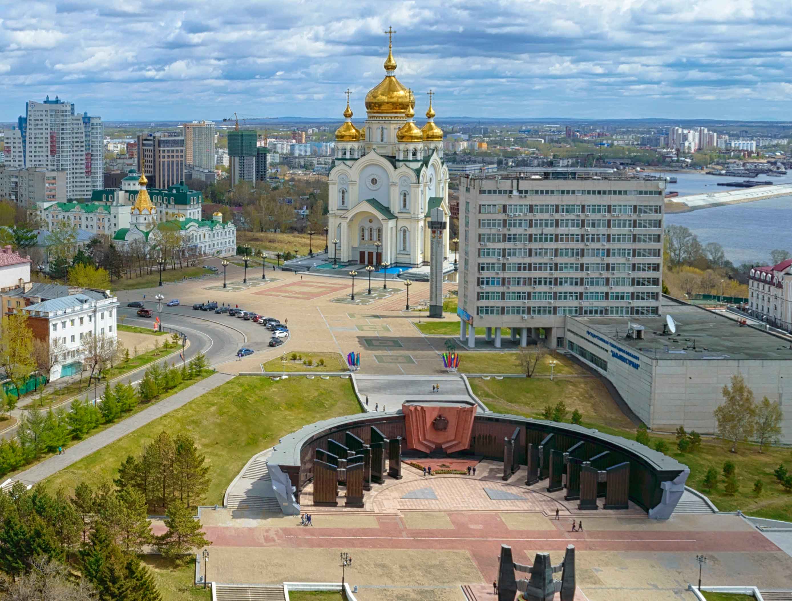 Площадь Славы