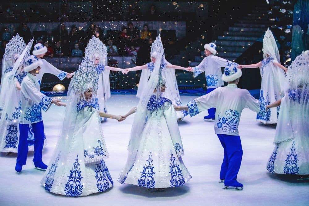 Цирк на льду «Айсберг»
