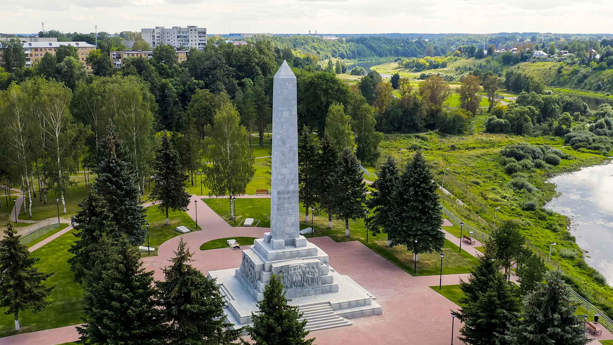 Обелиск освободителям Ржева