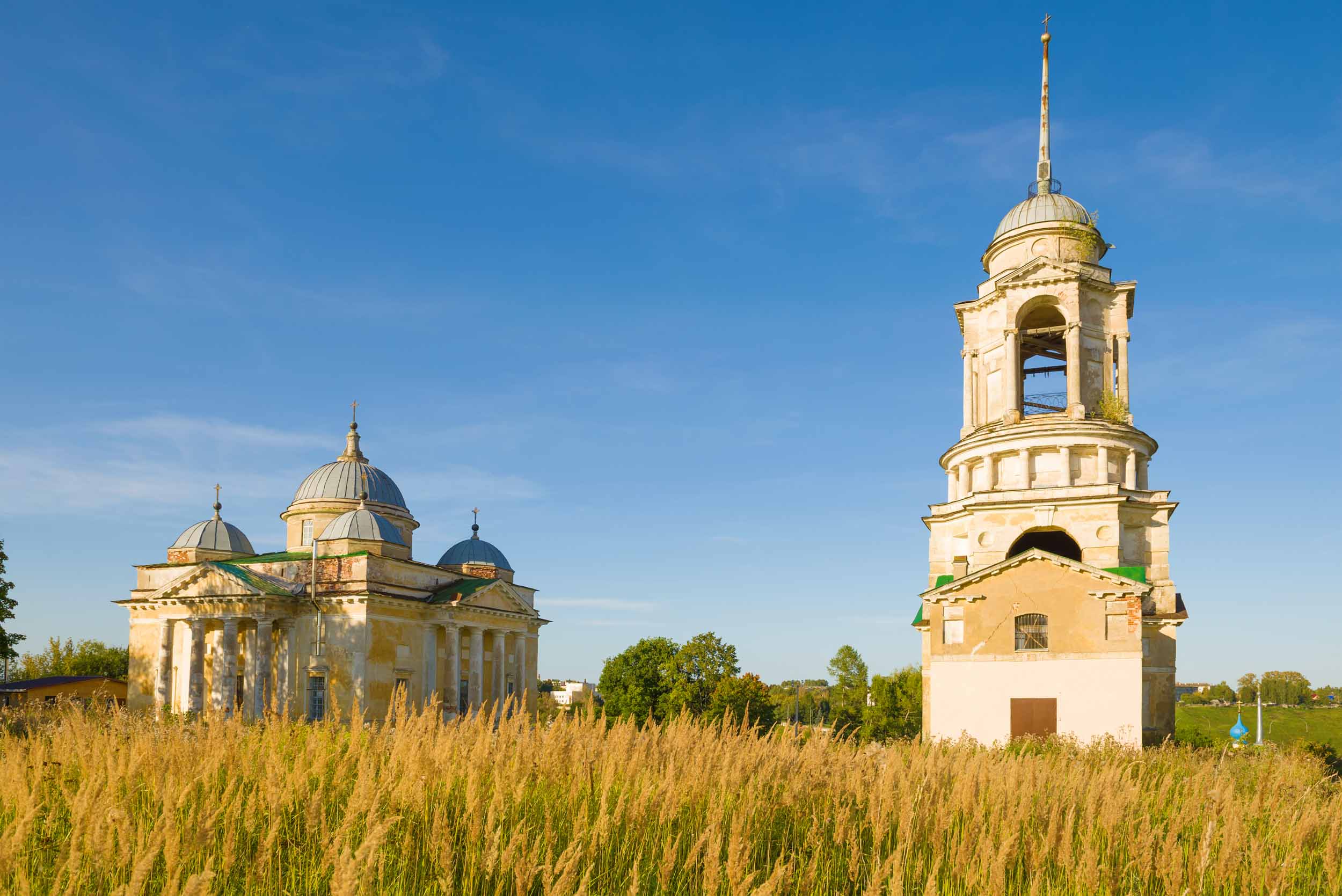 Спасская церковь в Старице