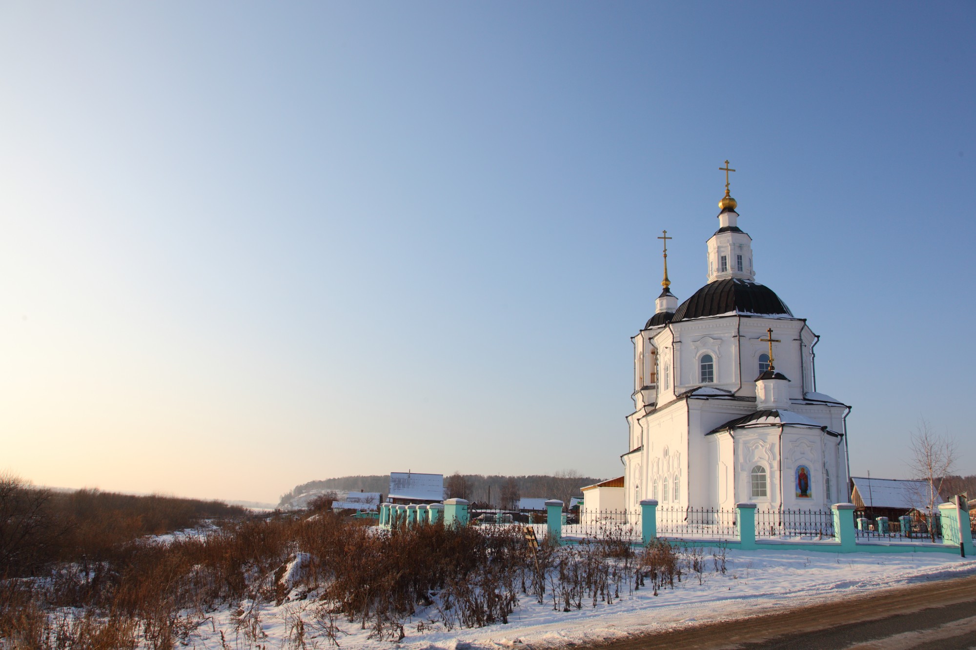 Спасский храм в Коларове