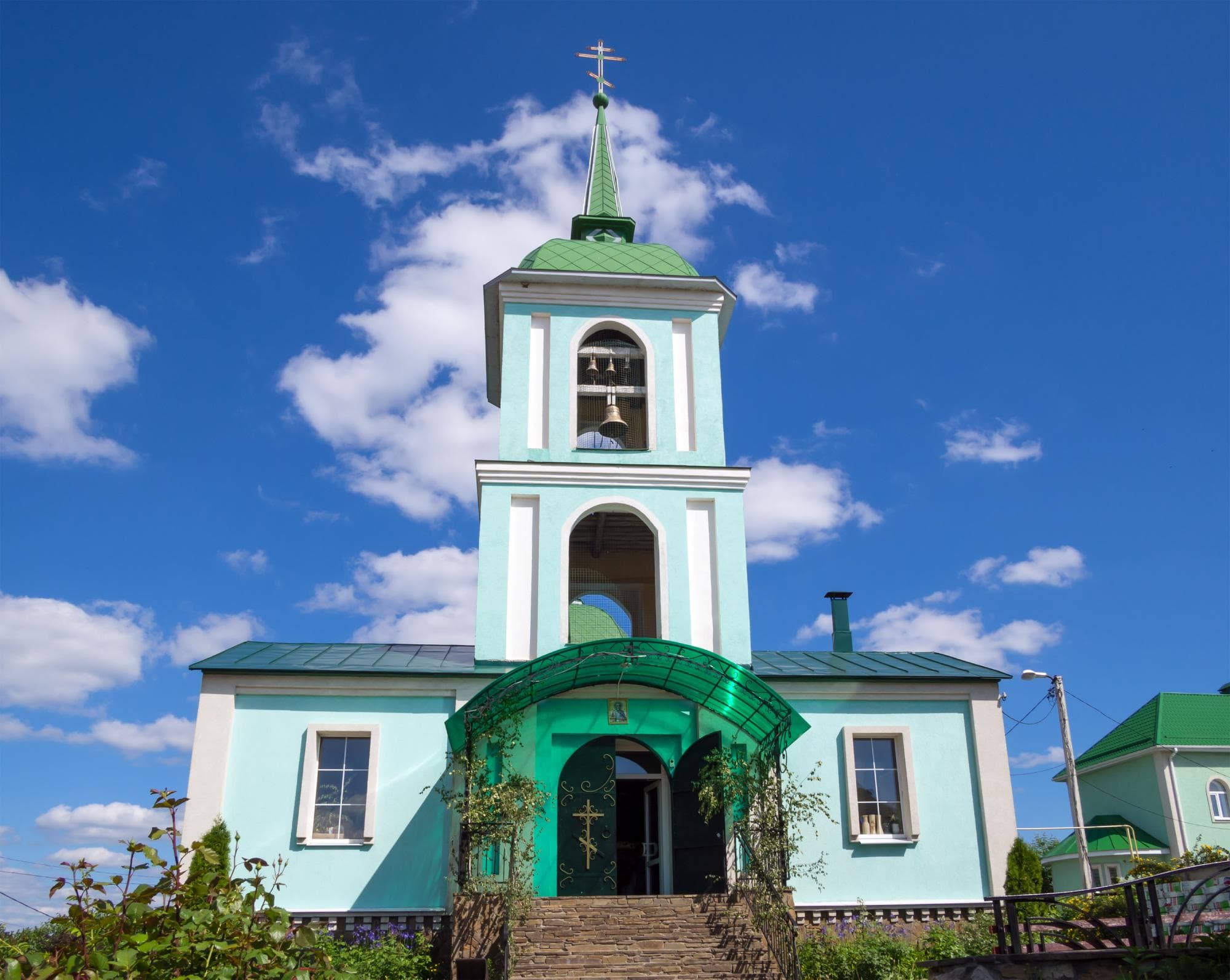 Храм Николая Чудотворца в Рамони