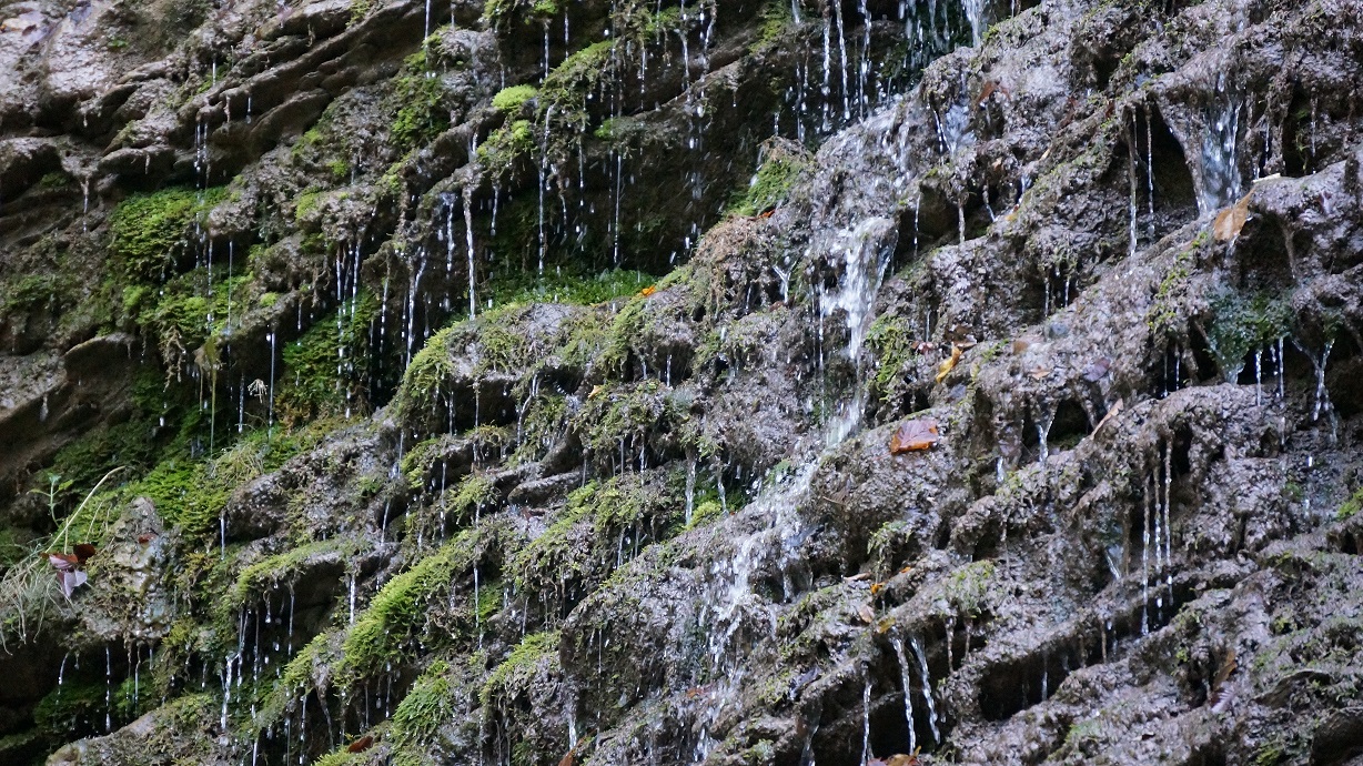 Нихалойские водопады