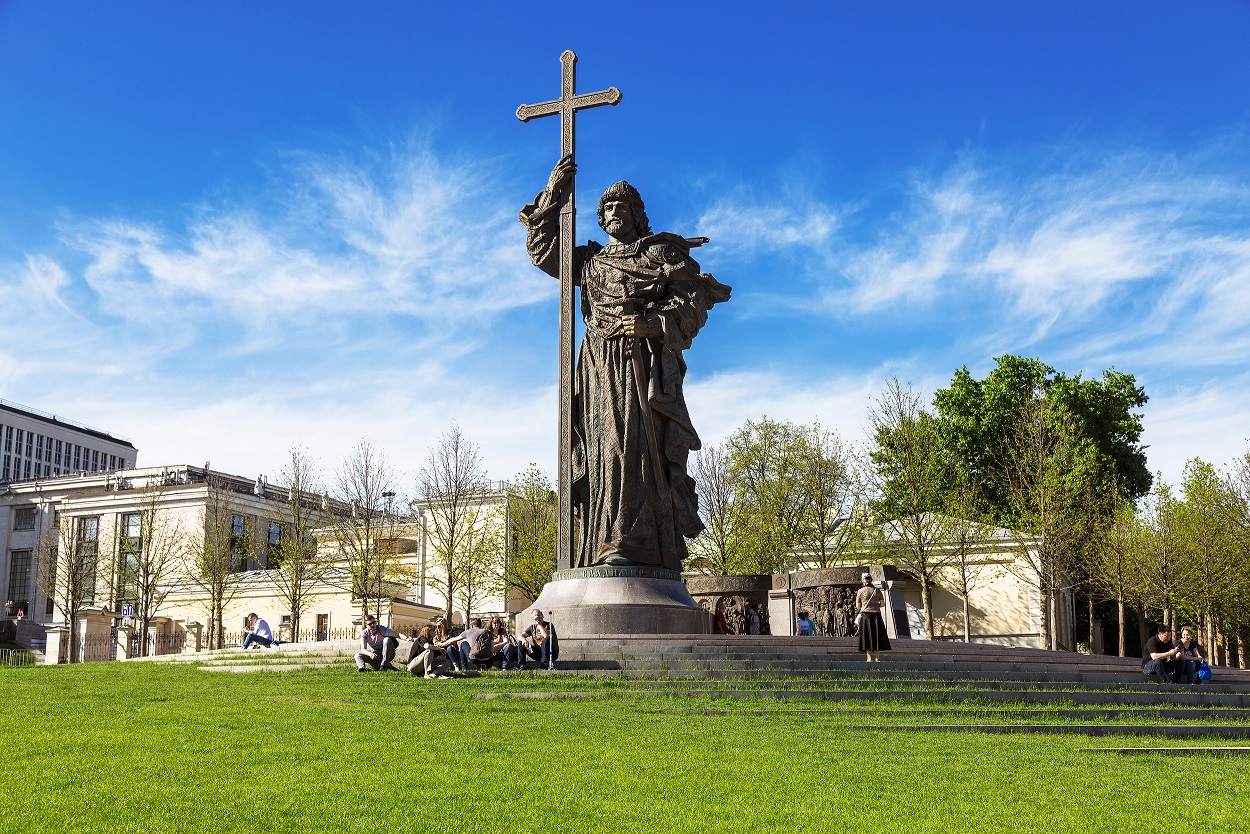 Памятник Владимиру Великому