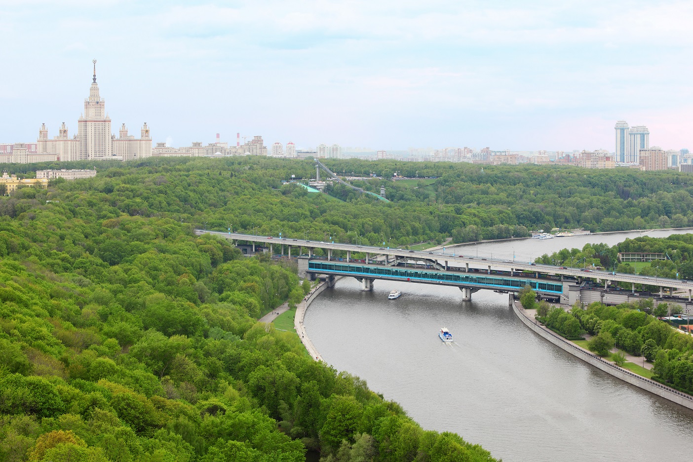 Лужнецкий метромост