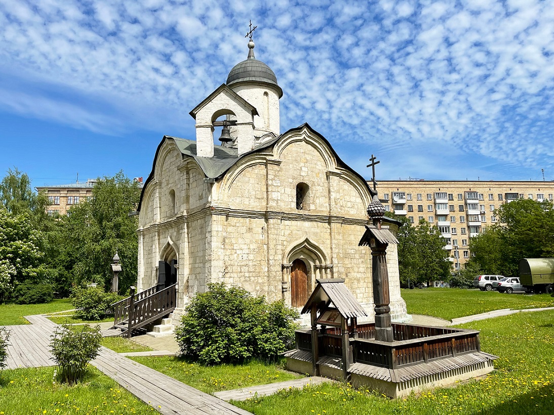 Церковь мученика Трифона в Напрудном