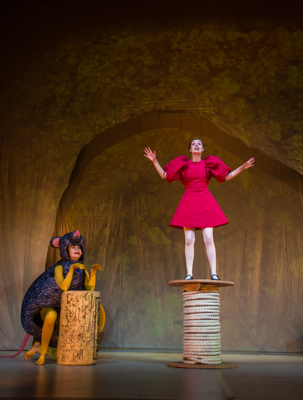 Дюймовочка