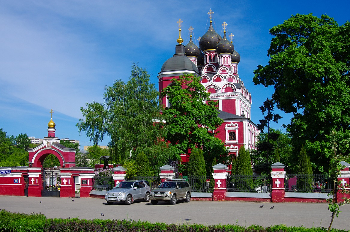 Храм Тихвинской иконы Божией Матери в Алексеевском