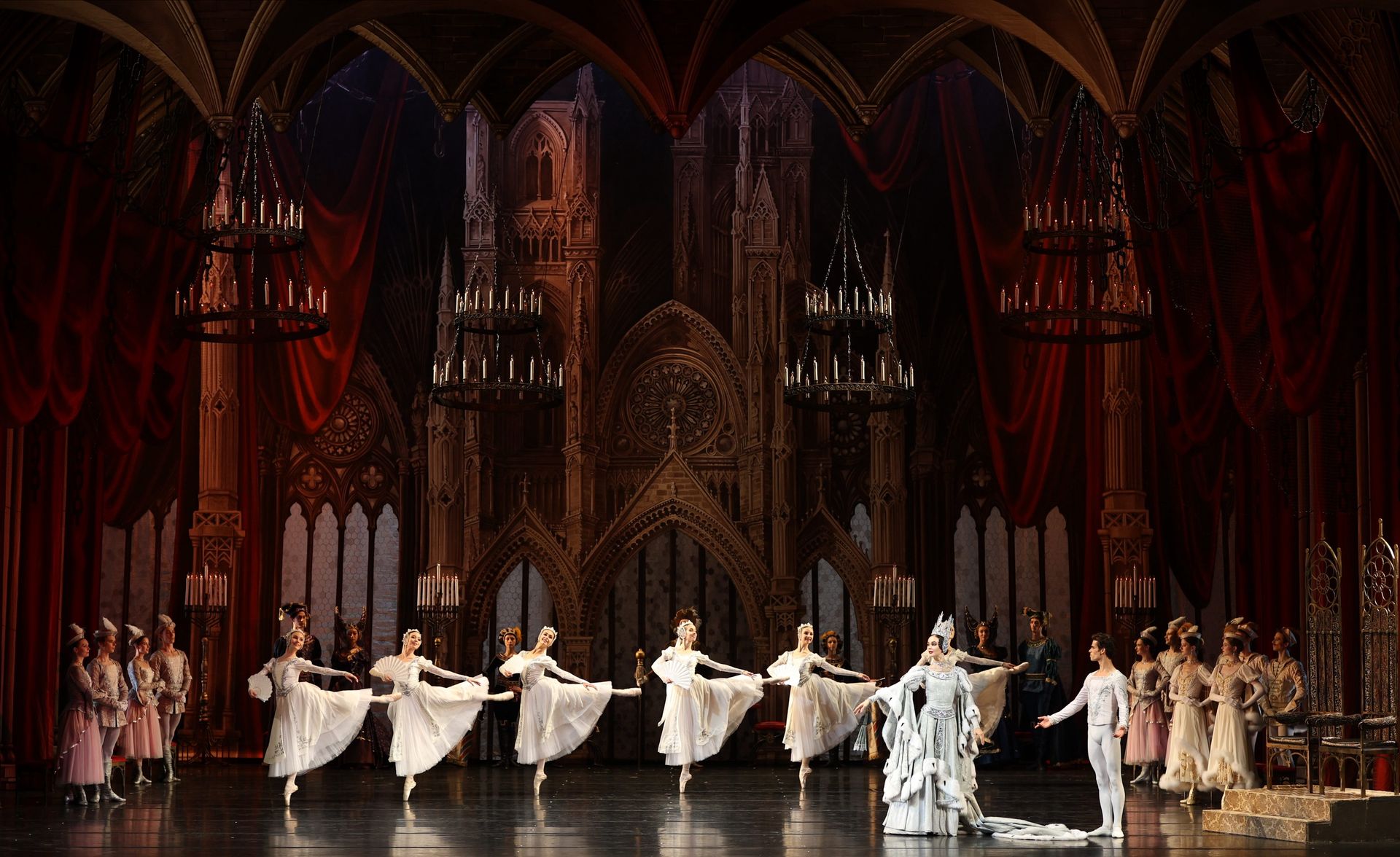Лебединое озеро