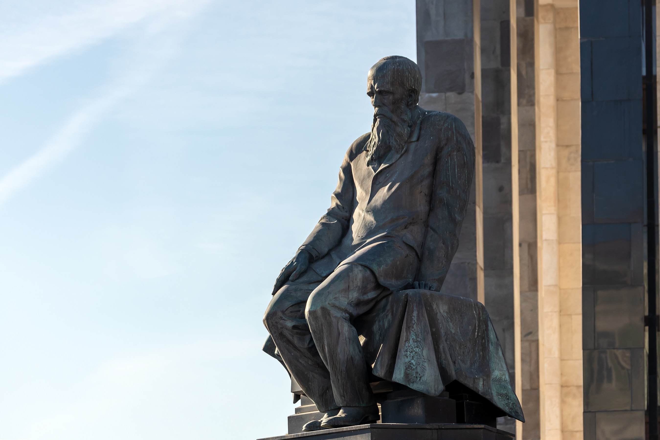 Памятник Федору Достоевскому