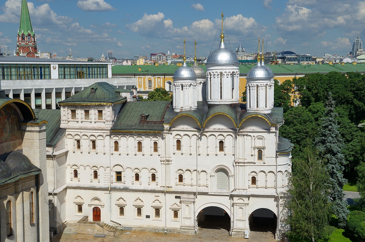 Патриаршие палаты и церковь Двенадцати Апостолов