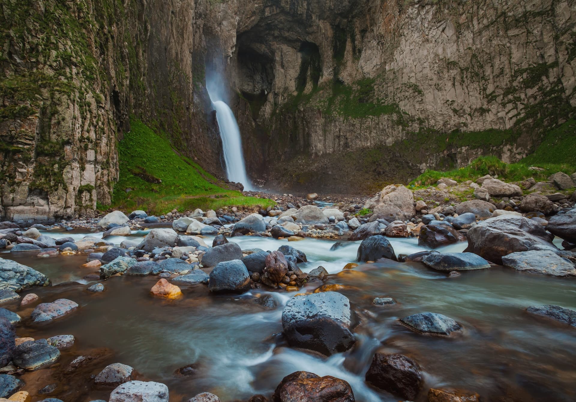 Водопад Каракая-Су