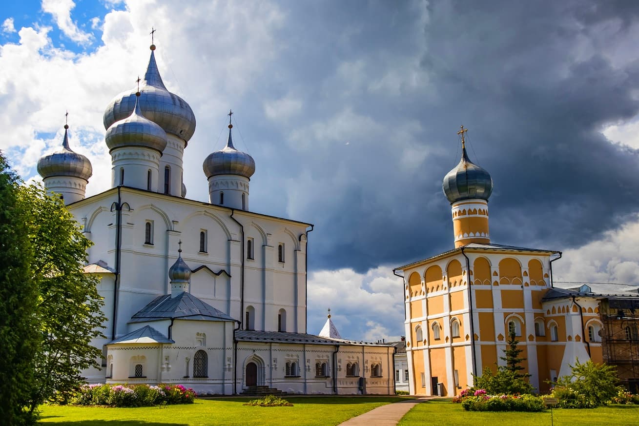 Варлаамо-Хутынский Спасо-Преображенский женский монастырь