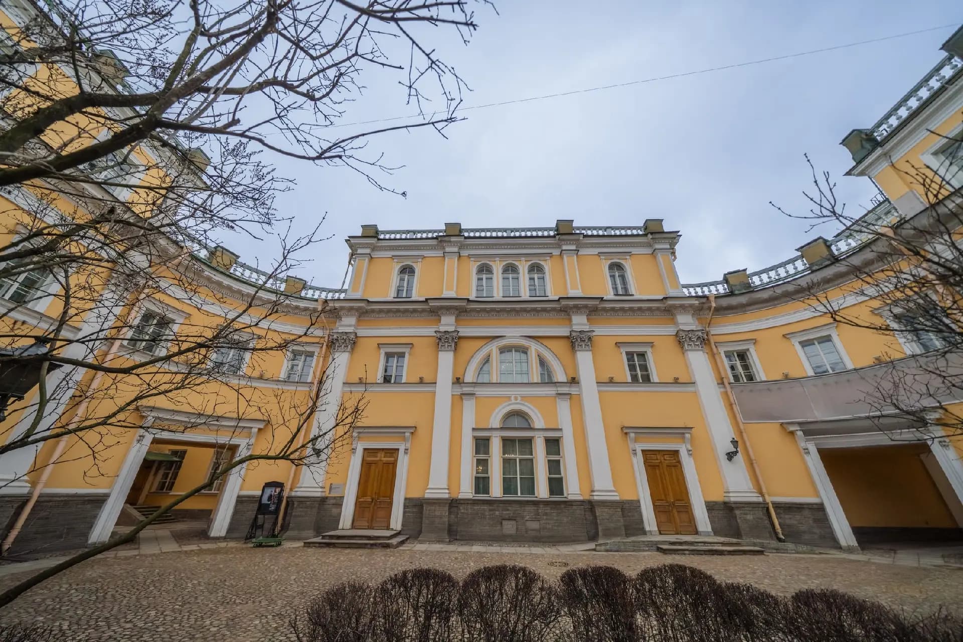 #В_Свечах: Шедевры классики в Усадьбе Державина