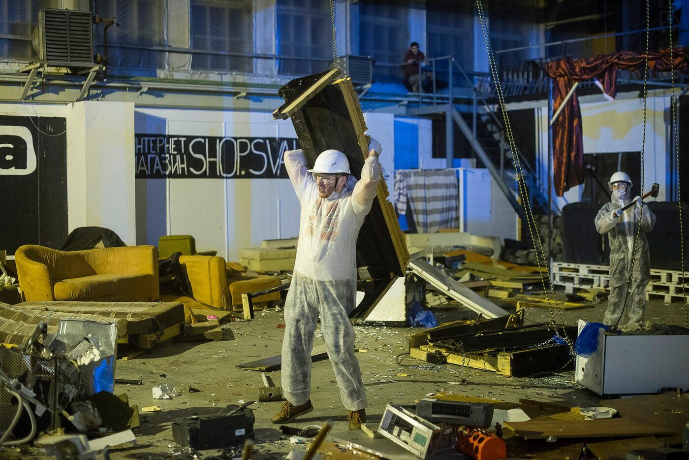 Посещение комнаты ярости «Дебош»