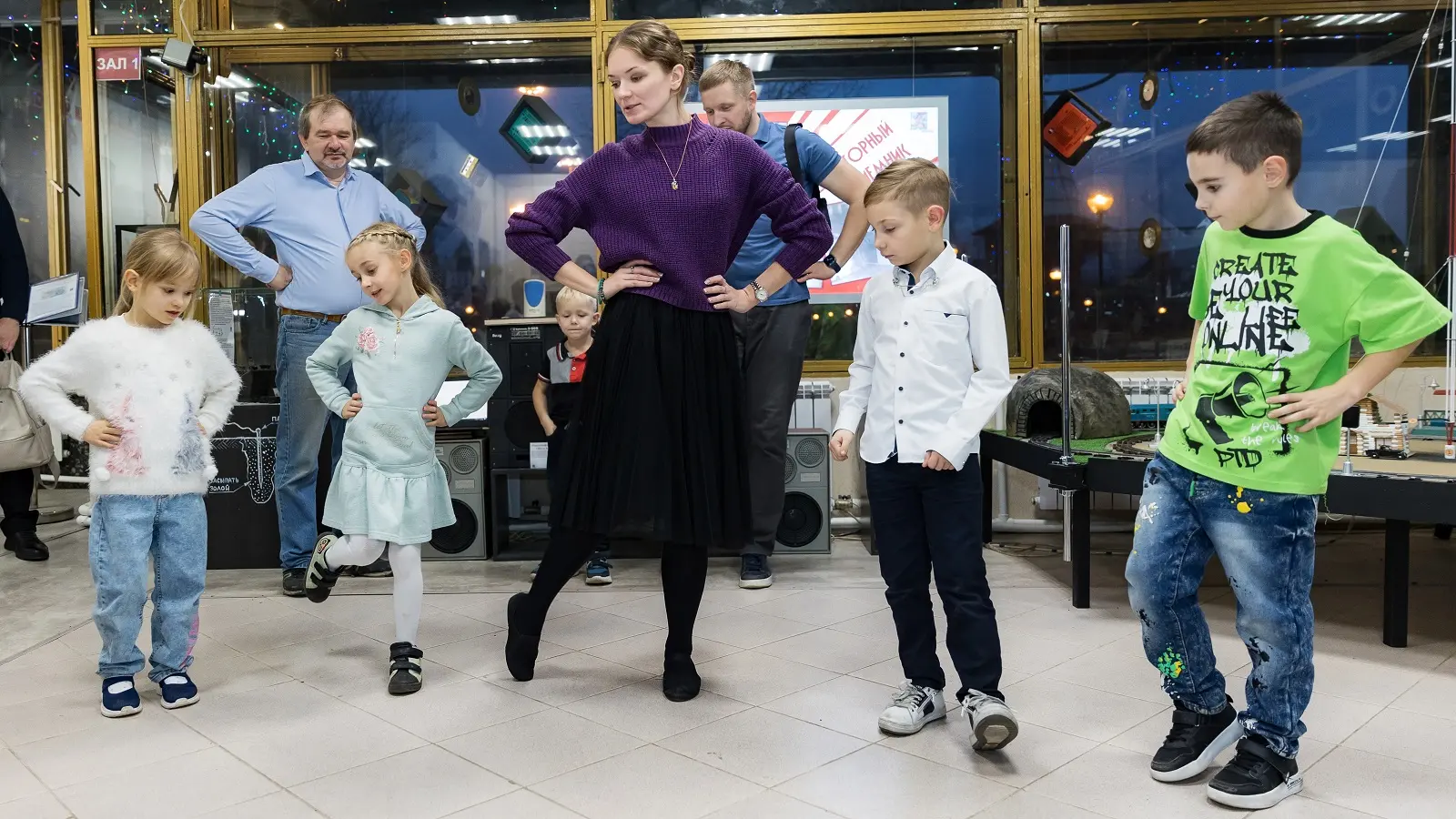 Выпускной в Музее радио (группа 15 чел)