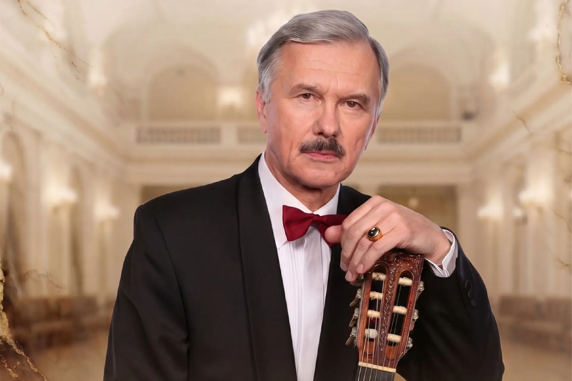 Леонид Серебренников
