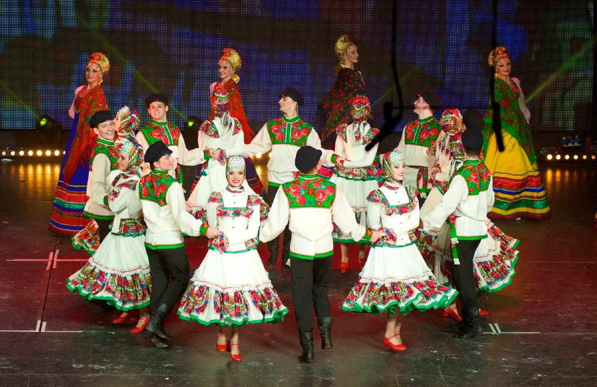 Театр танца «Гжель» с программой «Сказочная Гжель»