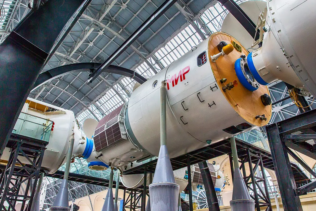 Космонавтика и авиация