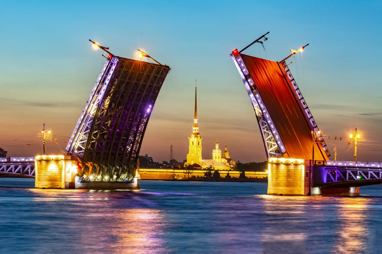 Мегаполис и разводные мосты с Михаилом Яруковым