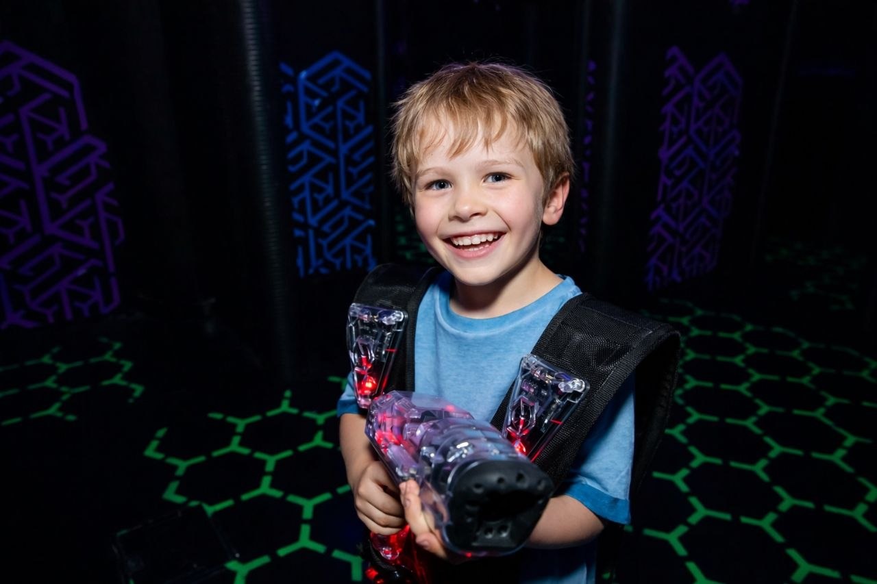 Лазертаг LaserLand в ТЦ «Гагаринский»