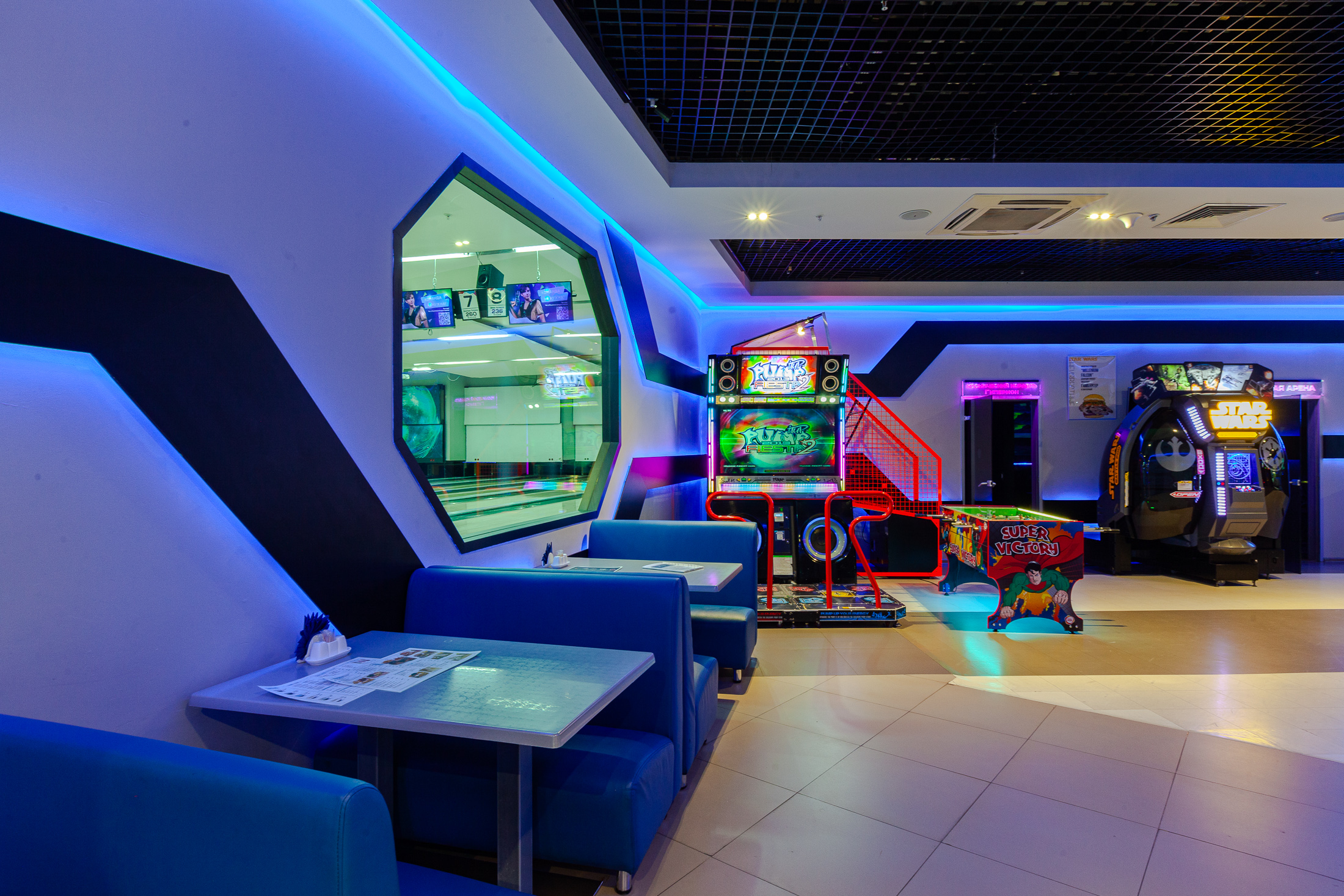 Лазертаг LaserLand в ТЦ «Гагаринский»
